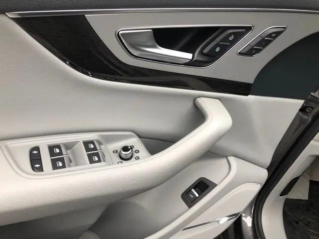 2019 Audi Q7 45 Premium