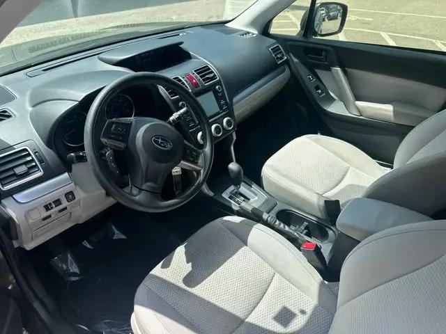 2016 Subaru Forester 2.5i