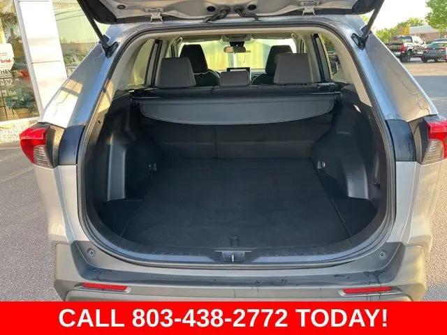 2024 Toyota RAV4 Hybrid LE