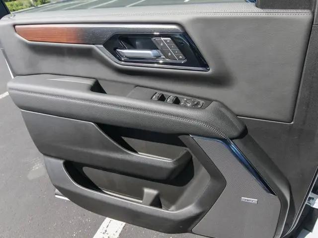 2026 GMC Yukon XL 4WD Denali
