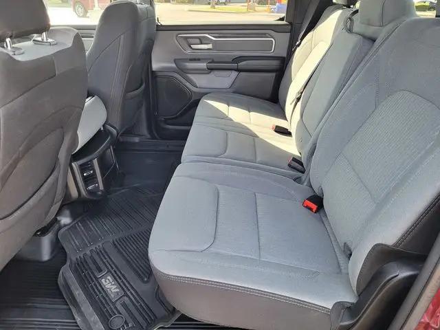 2022 Ram 1500 Big Horn Crew Cab 4x2 5'7" Box