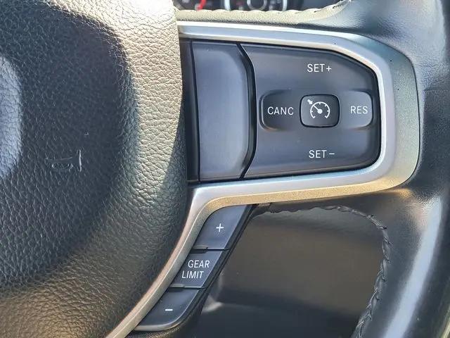 2022 Ram 1500 Big Horn Crew Cab 4x2 5'7" Box