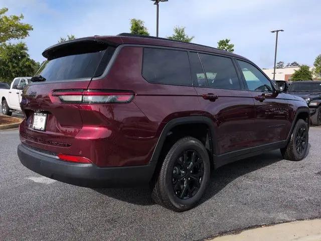 2026 Jeep Grand Cherokee L Altitude 4x2