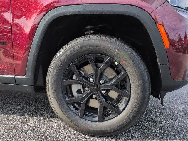 2026 Jeep Grand Cherokee L Altitude 4x2