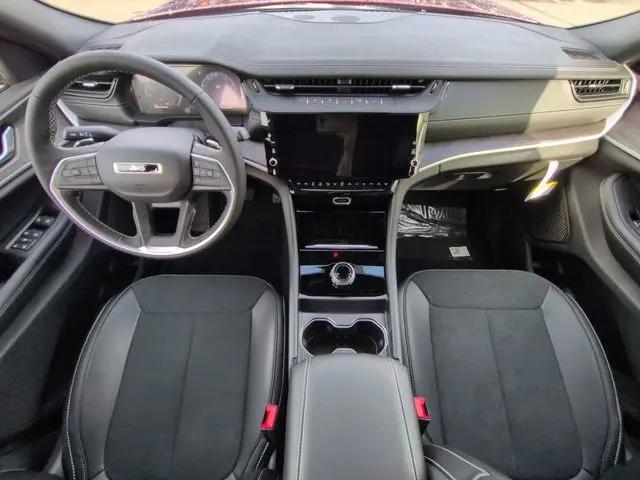 2026 Jeep Grand Cherokee L Altitude 4x2
