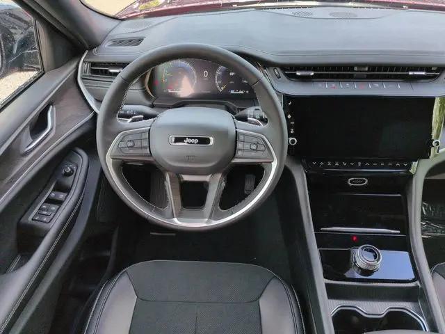 2026 Jeep Grand Cherokee L Altitude 4x2