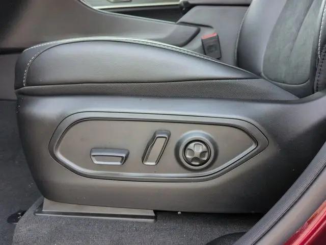 2026 Jeep Grand Cherokee L Altitude 4x2