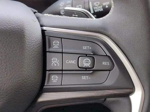 2026 Jeep Grand Cherokee L Altitude 4x2