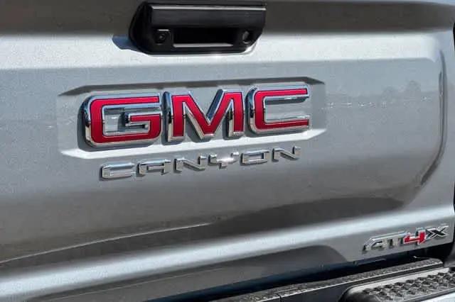 2026 GMC Canyon AT4X, 4WD