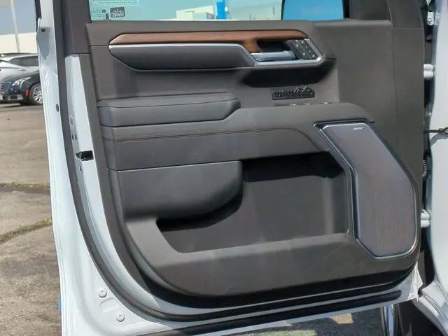 2026 Chevrolet Silverado 1500 4WD Crew Cab Short Bed High Country