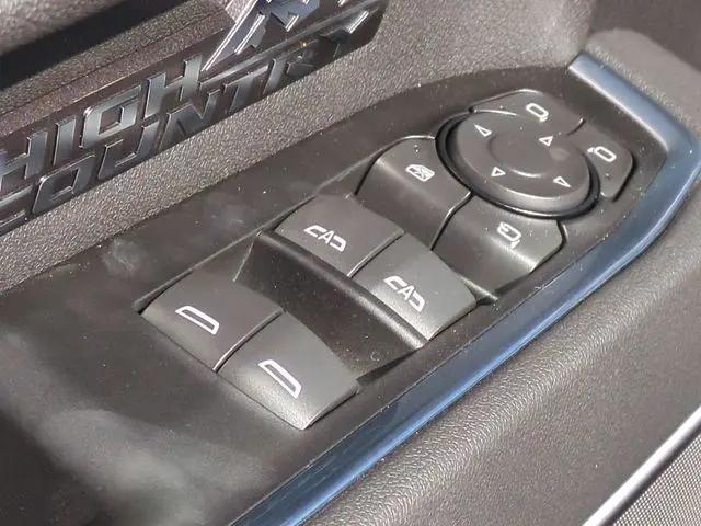 2026 Chevrolet Silverado 1500 4WD Crew Cab Short Bed High Country