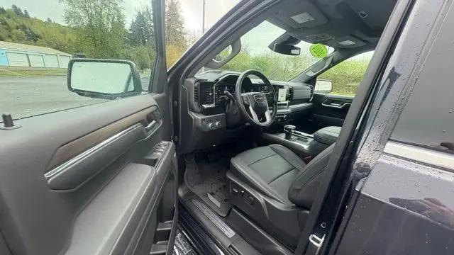 2024 GMC Sierra 1500 4WD Crew Cab Short Box SLT