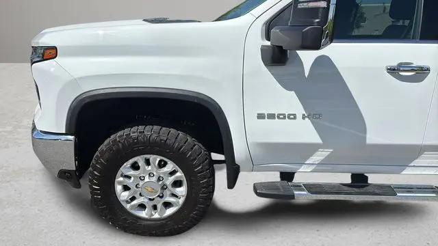 2024 Chevrolet Silverado 2500HD 4WD Crew Cab Standard Bed LTZ