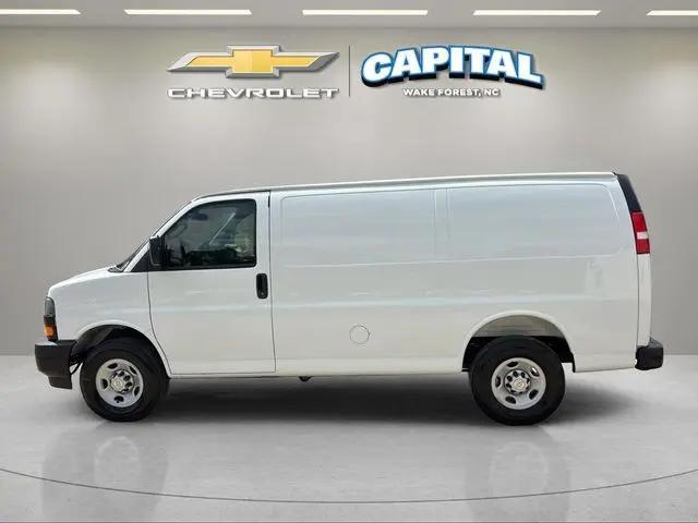 2026 Chevrolet Express Cargo Van 2500 Regular Wheelbase, WT, RWD