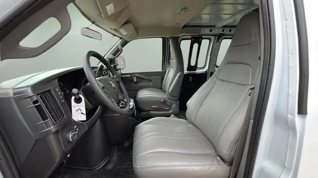 2026 Chevrolet Express Cargo Van 2500 Regular Wheelbase, WT, RWD
