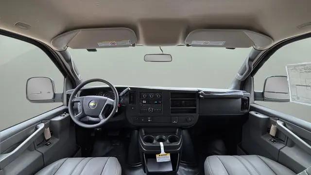 2026 Chevrolet Express Cargo Van 2500 Regular Wheelbase, WT, RWD