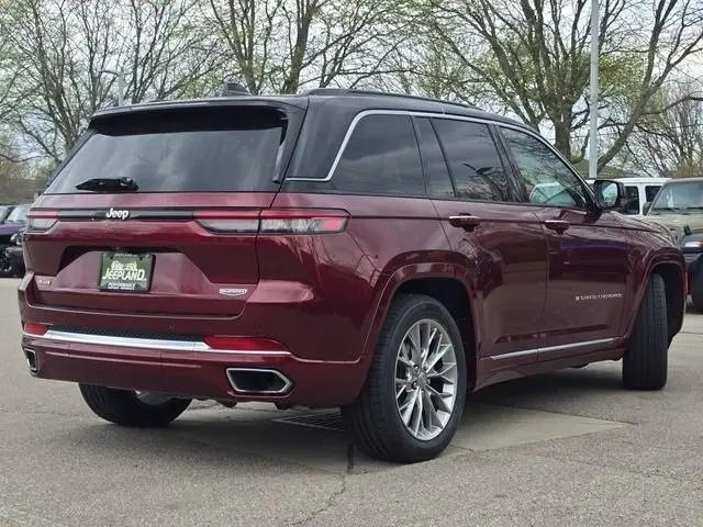 2025 Jeep Grand Cherokee Summit 4x4