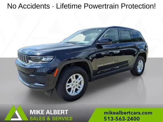 2023 Jeep Grand Cherokee Laredo 4x4