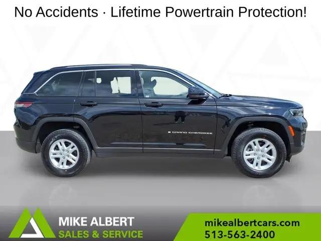 2023 Jeep Grand Cherokee Laredo 4x4