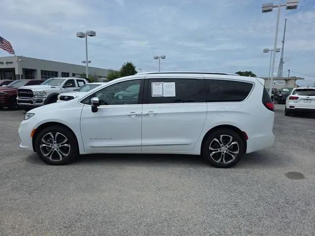 2026 Chrysler Pacifica Pinnacle AWD