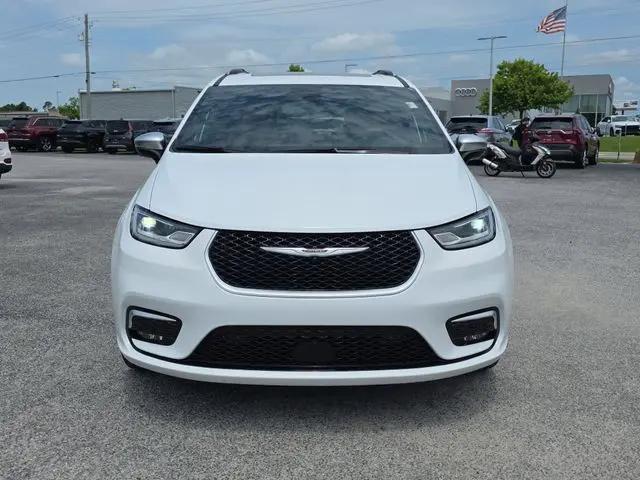 2026 Chrysler Pacifica Pinnacle AWD