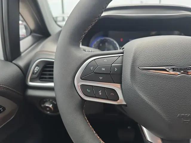 2026 Chrysler Pacifica Pinnacle AWD