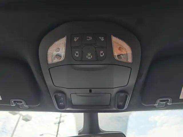 2026 Chrysler Pacifica Pinnacle AWD