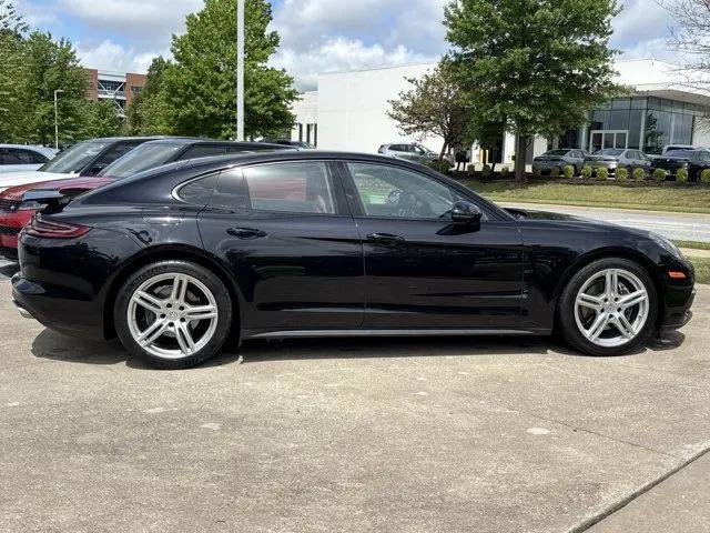 2019 Porsche Panamera 4