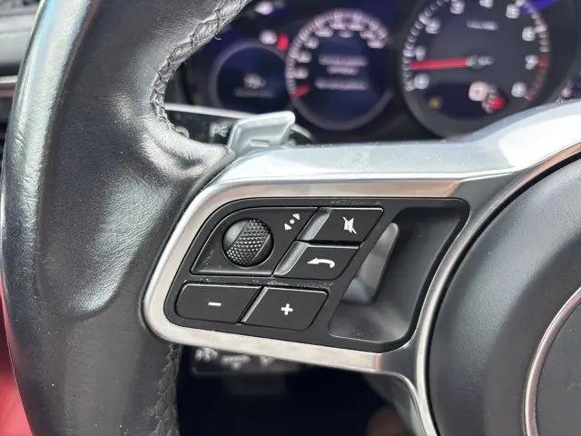 2019 Porsche Panamera 4