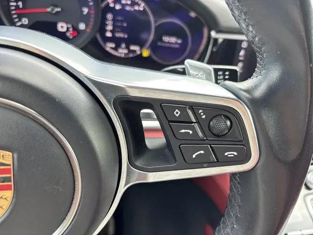 2019 Porsche Panamera 4