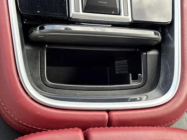 2019 Porsche Panamera 4