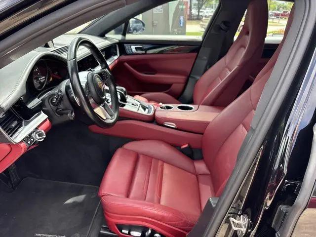 2019 Porsche Panamera 4