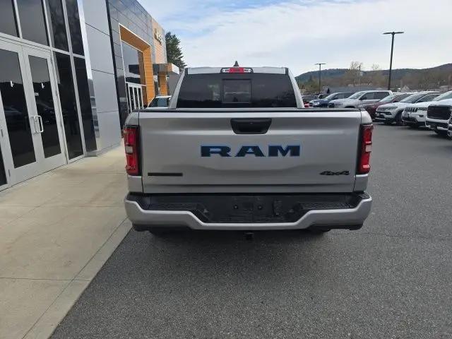 2025 Ram 1500 Big Horn Crew Cab 4x4 5'7" Box