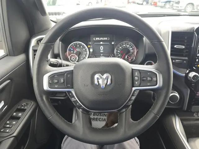 2025 Ram 1500 Big Horn Crew Cab 4x4 5'7" Box
