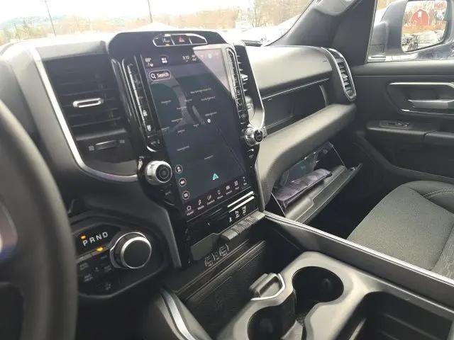 2025 Ram 1500 Big Horn Crew Cab 4x4 5'7" Box