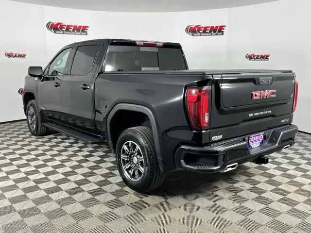 2024 GMC Sierra 1500 4WD Crew Cab Short Box AT4