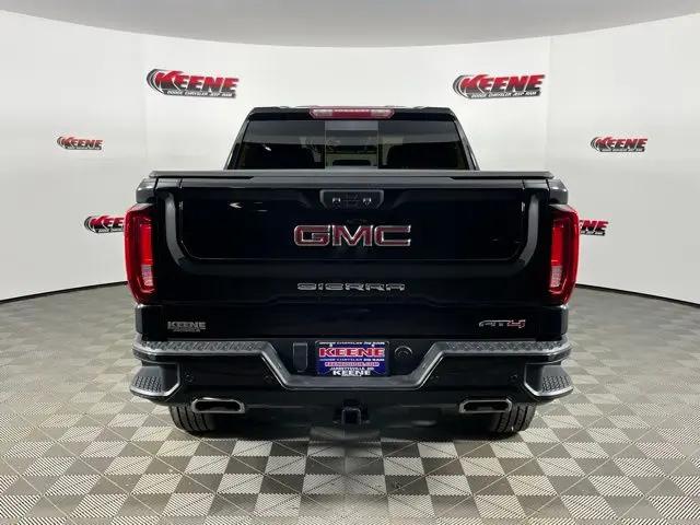 2024 GMC Sierra 1500 4WD Crew Cab Short Box AT4