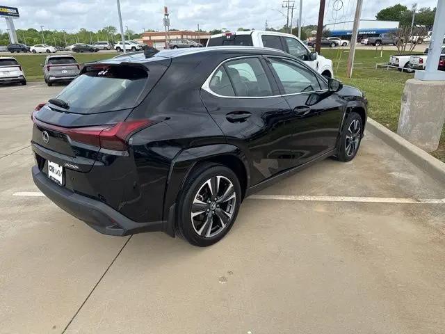 2023 Lexus UX 250h Premium