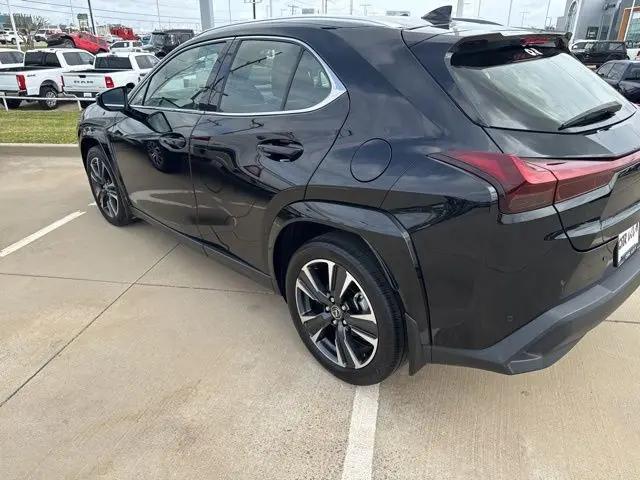 2023 Lexus UX 250h Premium