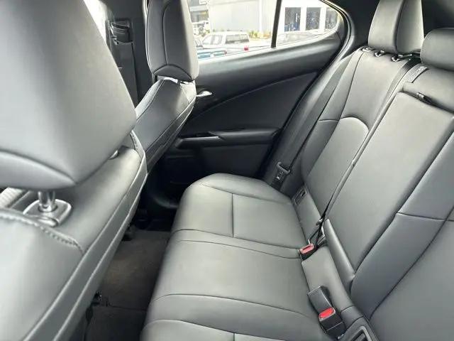 2023 Lexus UX 250h Premium