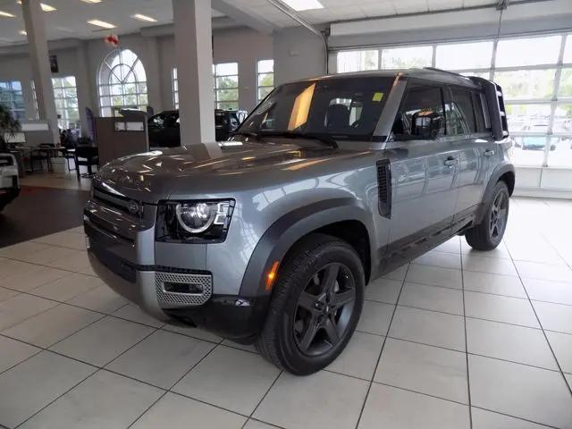 2022 Land Rover Defender 110 X-Dynamic SE
