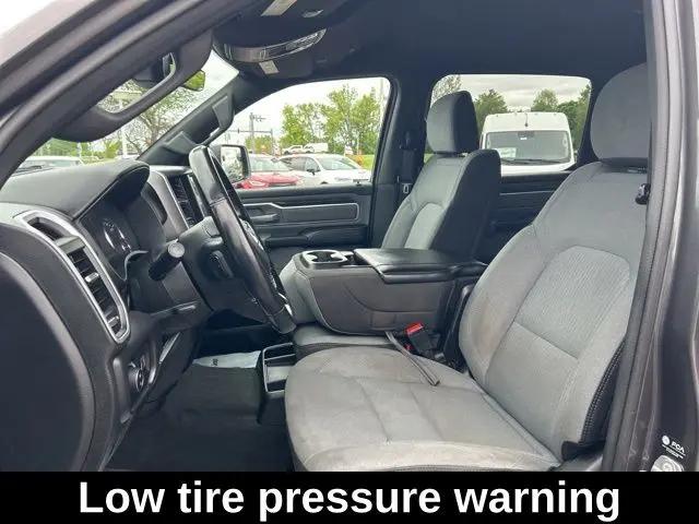 2022 Ram 1500 Big Horn Crew Cab 4x4 5'7" Box