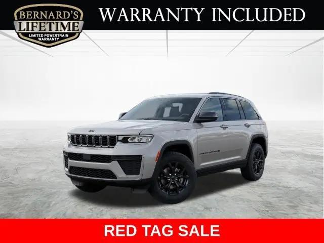 2026 Jeep Grand Cherokee Altitude 4x4 for sale in New Richmond, WI