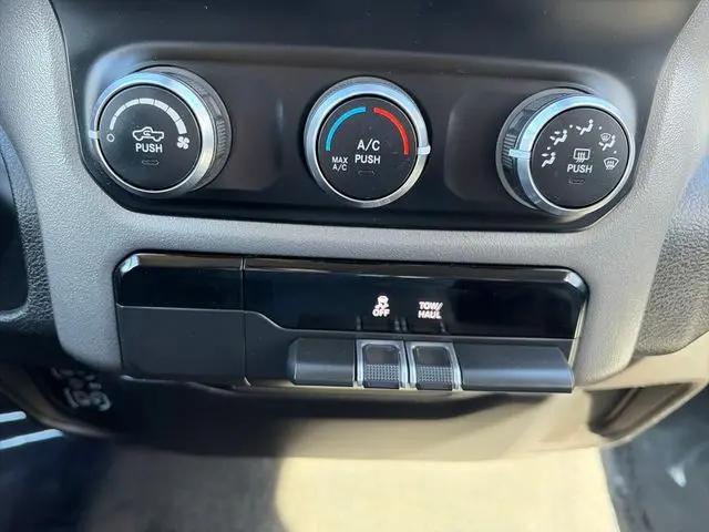 2019 Ram 1500 Big Horn/Lone Star Quad Cab 4x4 6'4" Box