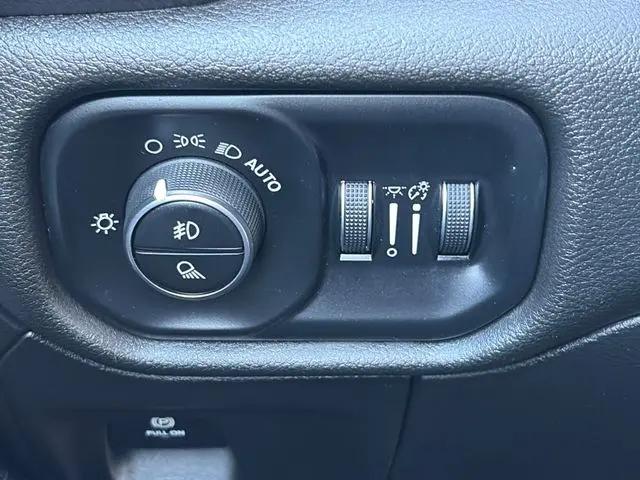 2019 Ram 1500 Big Horn/Lone Star Quad Cab 4x4 6'4" Box