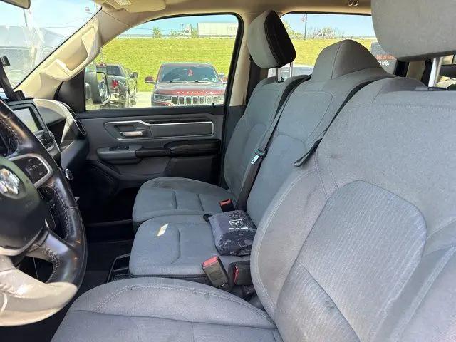 2020 Ram 1500 Big Horn Crew Cab 4x4 5'7" Box
