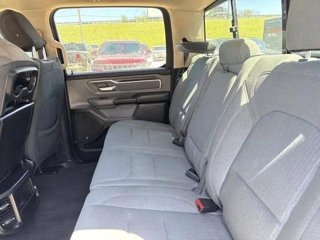 2020 Ram 1500 Big Horn Crew Cab 4x4 5'7" Box