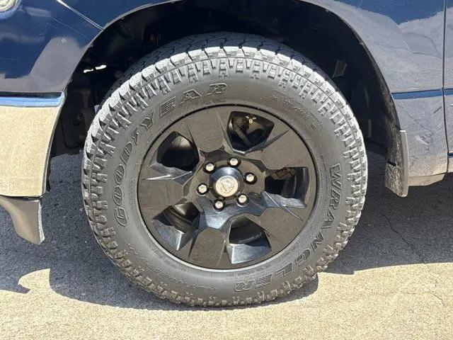 2020 Ram 1500 Big Horn Crew Cab 4x4 5'7" Box