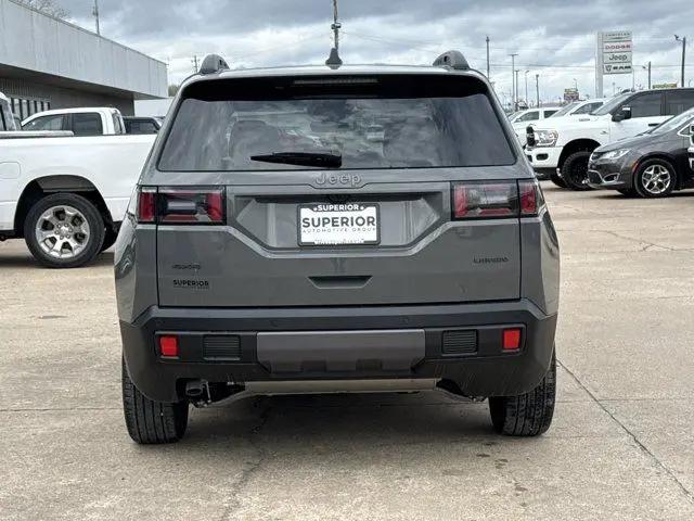 2026 Jeep Cherokee Laredo 4x4