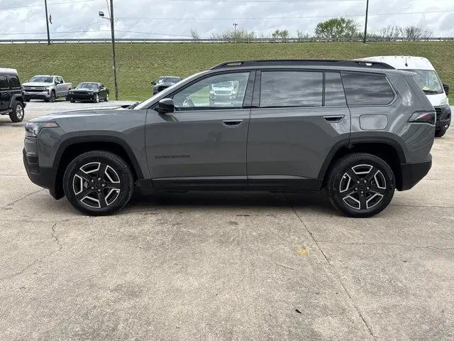 2026 Jeep Cherokee Laredo 4x4